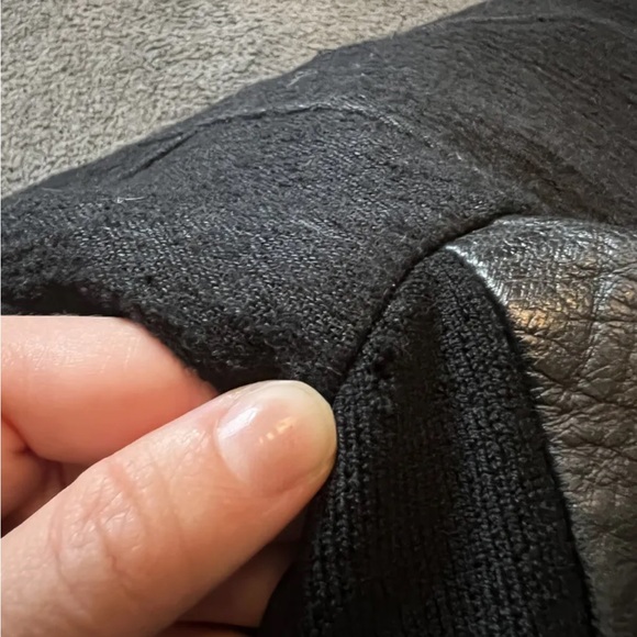 HELMUT LANG BLACK WILLOWED FELT LEATHER-SLEEVE COAT - Picture 7 of 9